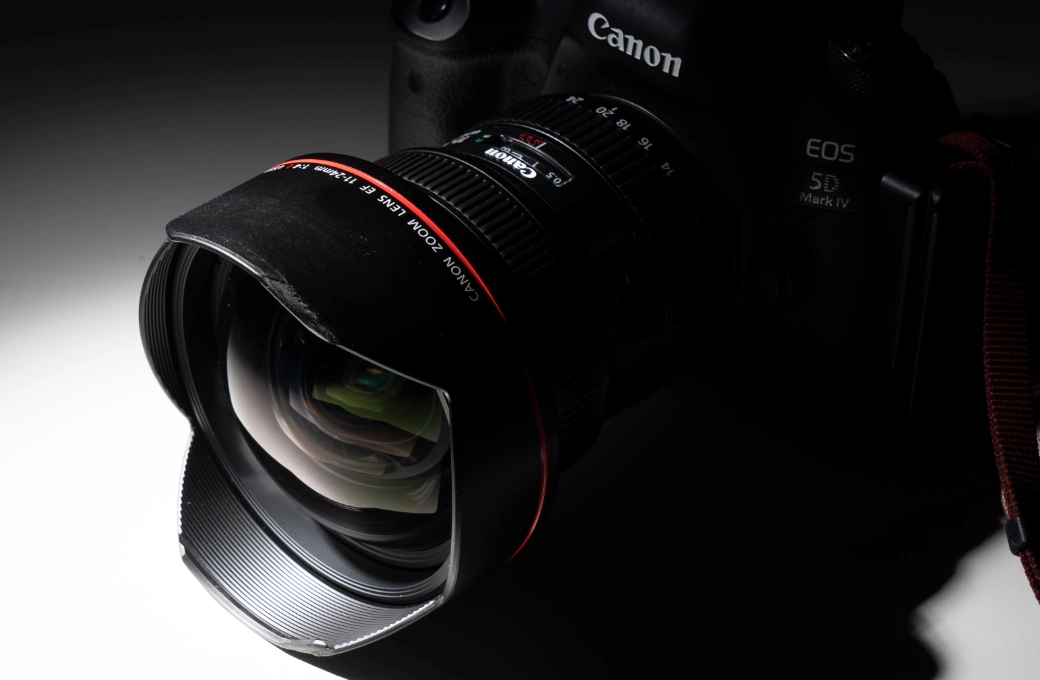 CANON EF11-24mm F4L USM