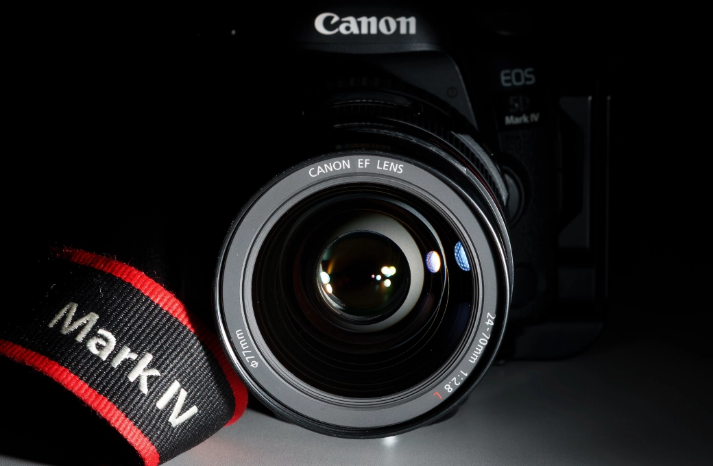 CANON EF24-70mm F2.8L